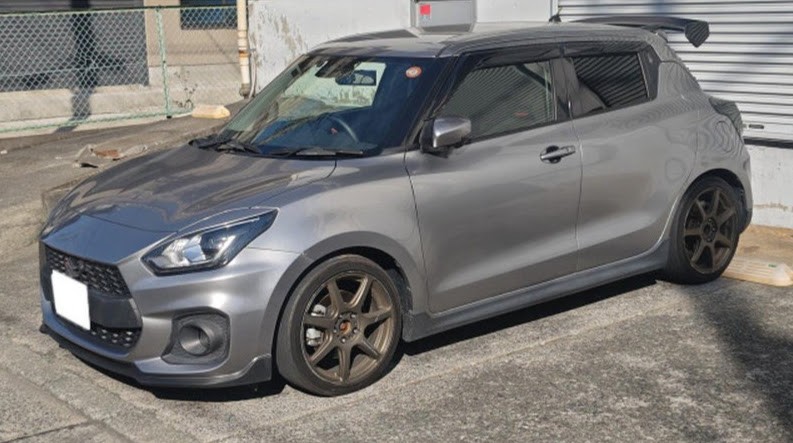 特選中古車:スイフトスポーツ